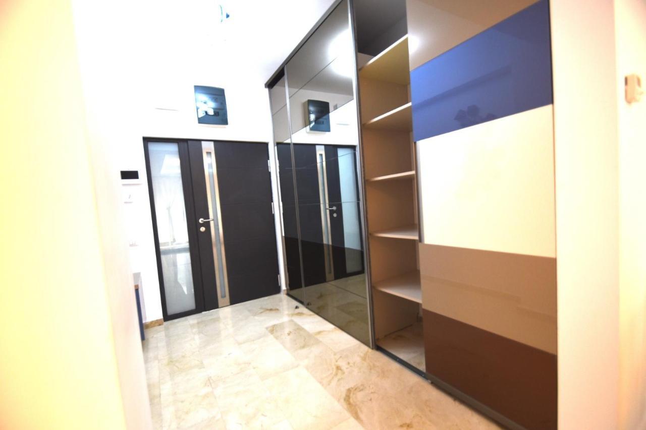 Sara In Luxury Sophia 3 דירה
